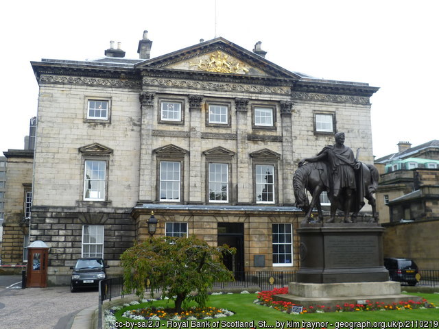 The Registers in St Andrews Square, Edinburgh. With a lovely horse statue