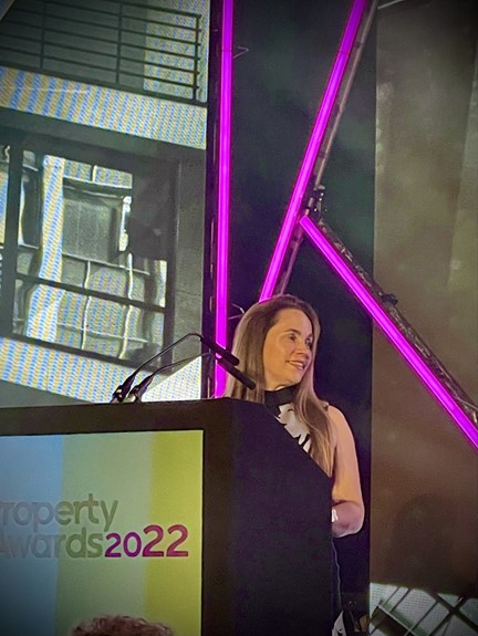 Miranda Munn on stage 