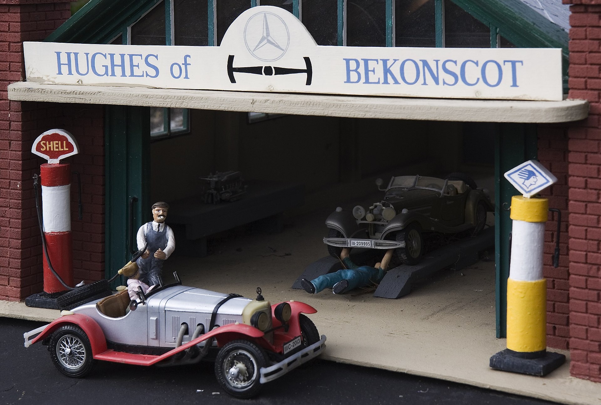 model of an old-fashioned garage