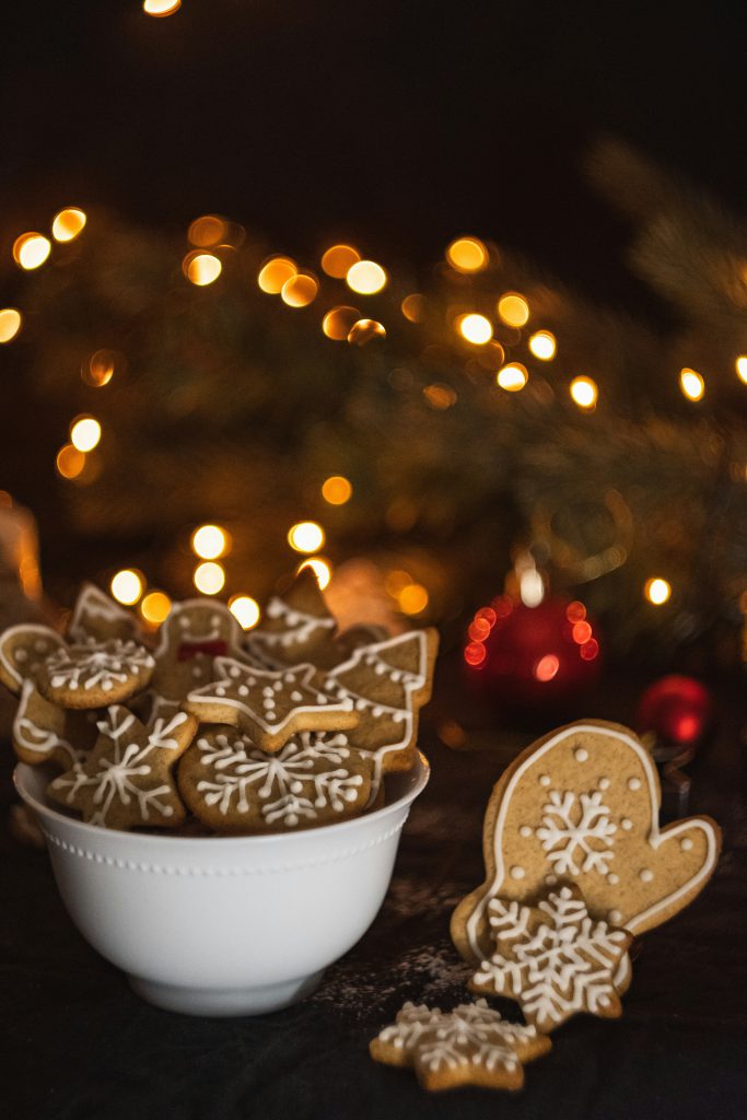 bowl of ginger biscuits