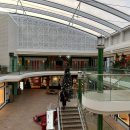 interior shopping centre