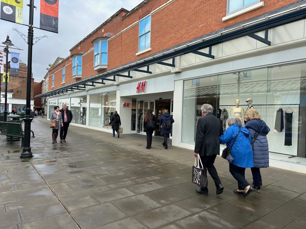 row of shops 